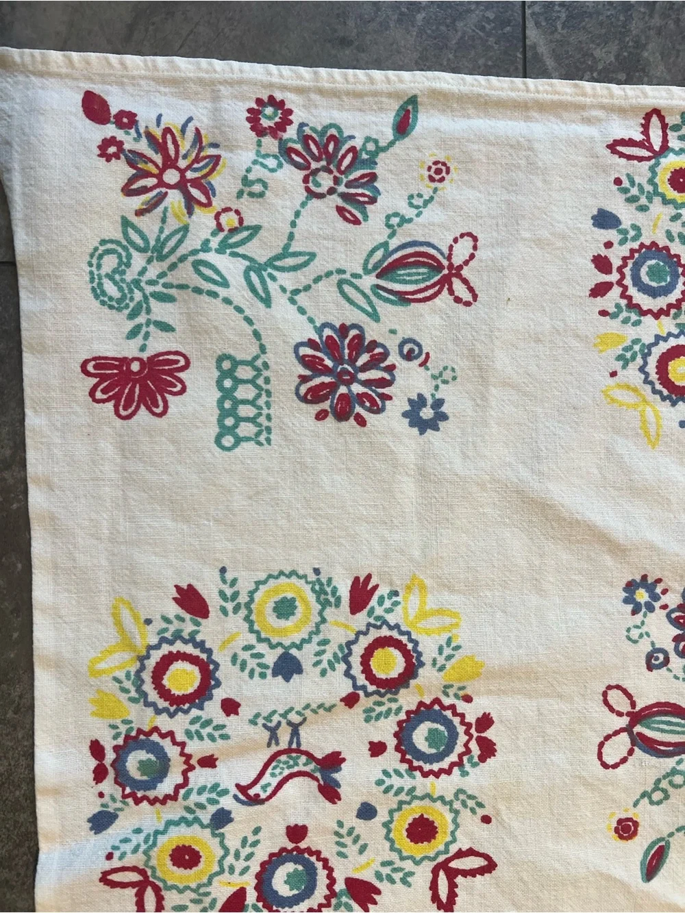 Vintage Floral colorful heavy linen tablecloth chickens / birds primary colors